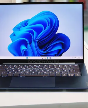 New Laptop Lenovo Yoga 7i 16GB Intel Core I7 SSD 1T