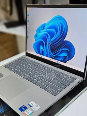 New Laptop Dell Inspiron 14 16GB Intel Core I7 SSD 512GB