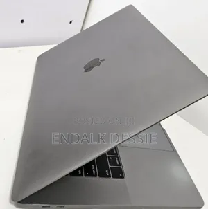 New Laptop Apple MacBook Pro 2019 16GB Intel Core I9 SSD 512GB
