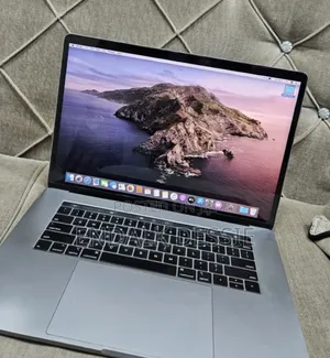 New Laptop Apple MacBook Pro 2019 16GB Intel Core I9 SSD 512GB