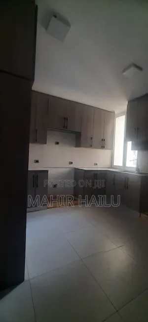 3bdrm Apartment in Real, Bole for rent
