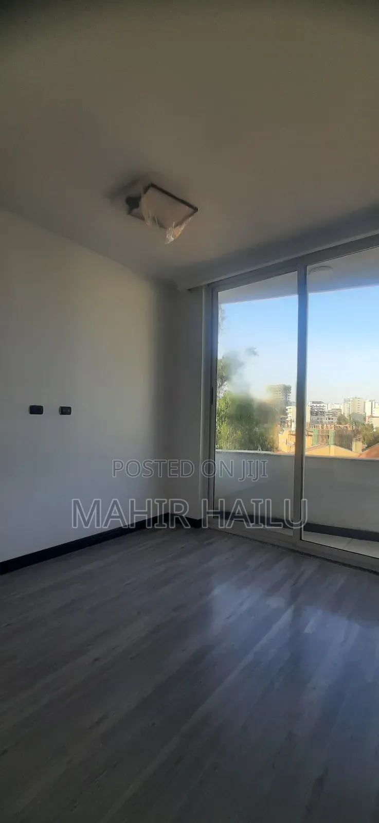 3bdrm Apartment in Real, Bole for rent