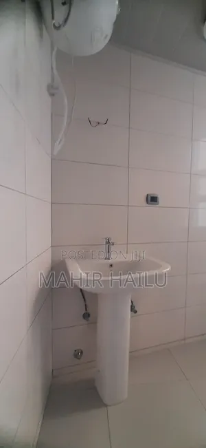 2bdrm Apartment in Real, Bole for rent