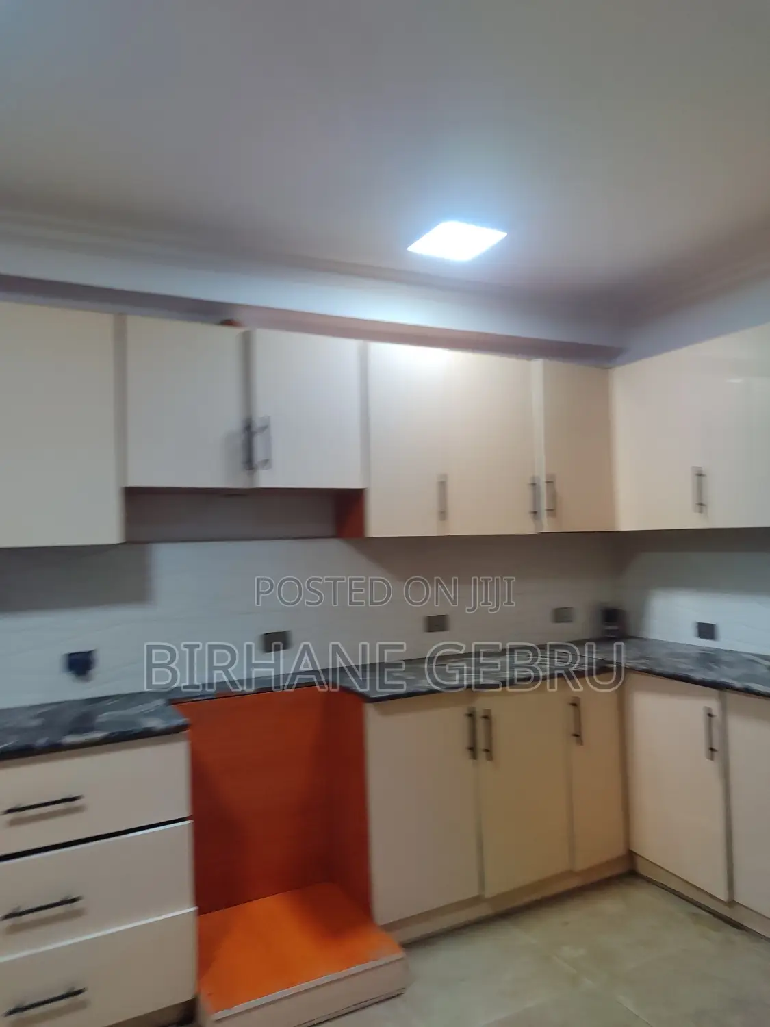 Furnished 7bdrm House in G+3 House, Bole for rent