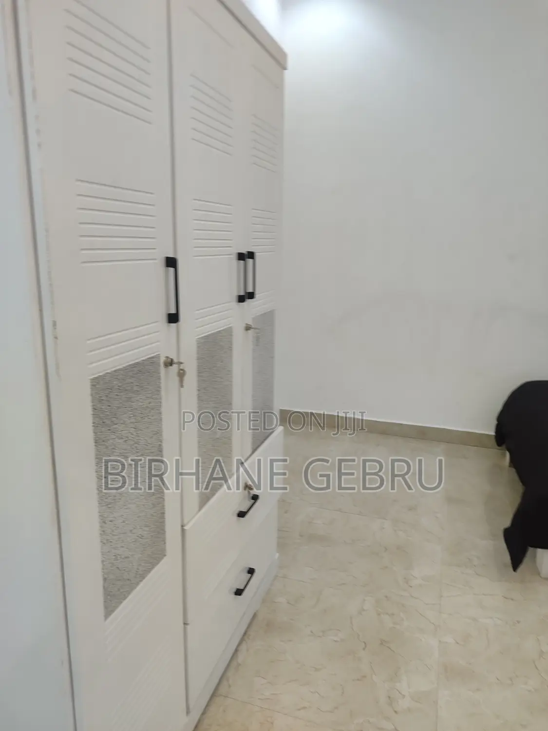 Furnished 7bdrm House in G+3 House, Bole for rent