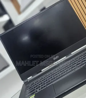 New Laptop MSI Stealth 16 AI Studio 16GB Intel Core I7 SSD 1T