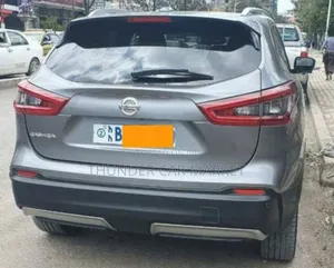 Nissan Qashqai 2018 Gray