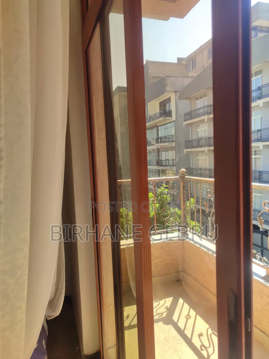 Furnished 7bdrm House in G+2 House, Bole for rent