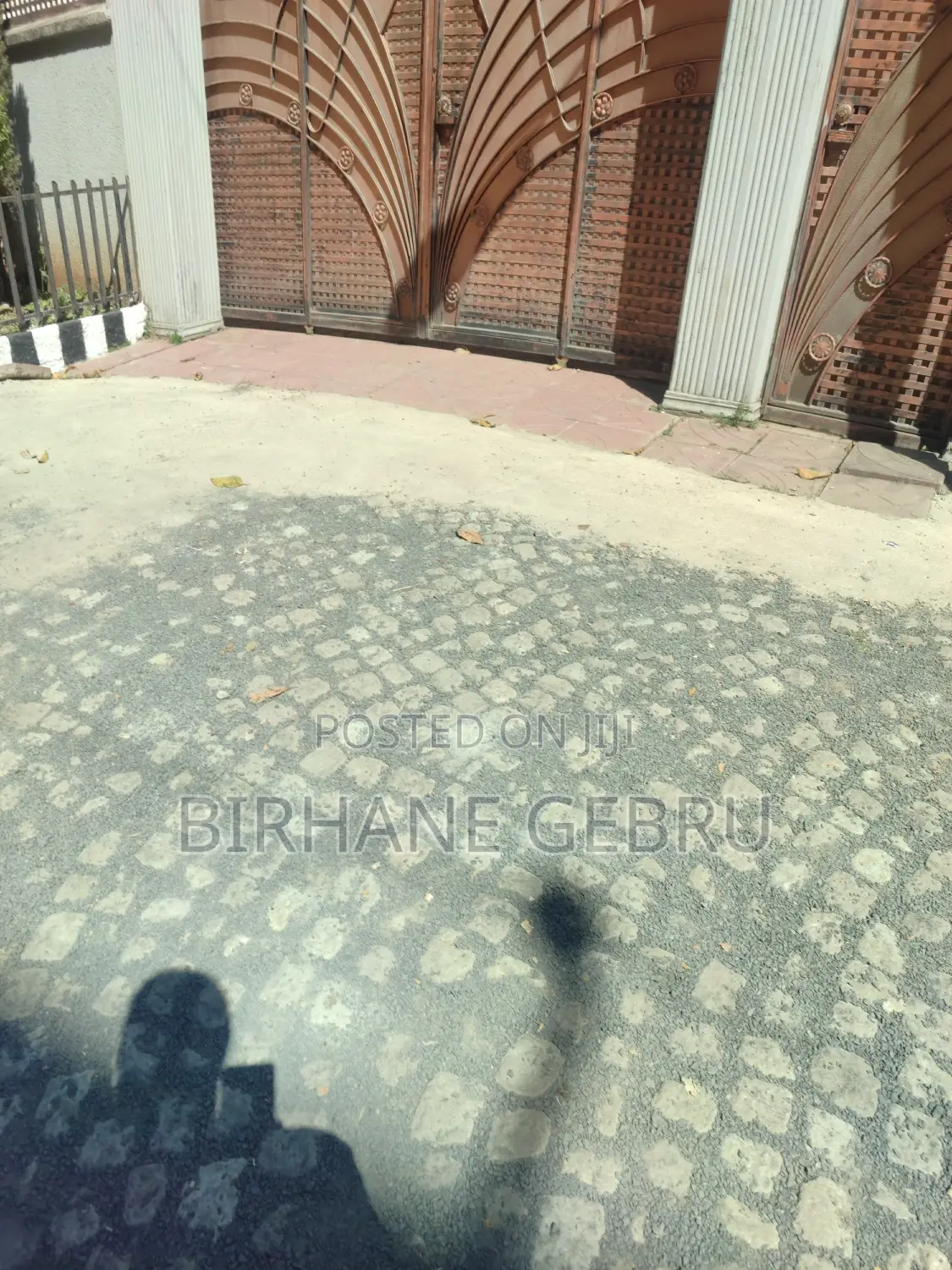 Furnished 7bdrm House in G+2 House, Bole for rent
