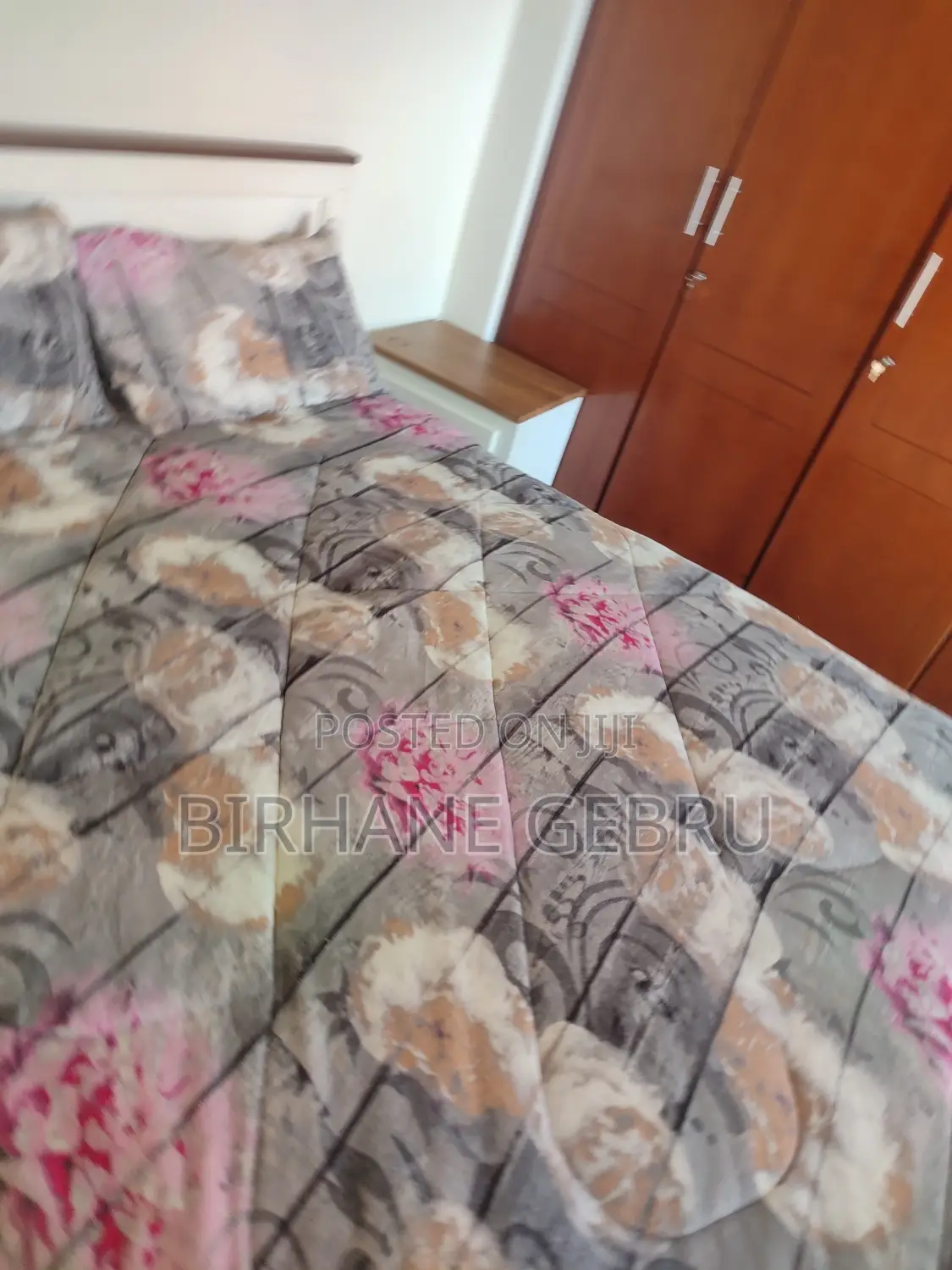 Furnished 7bdrm House in G+3 House, Bole for rent