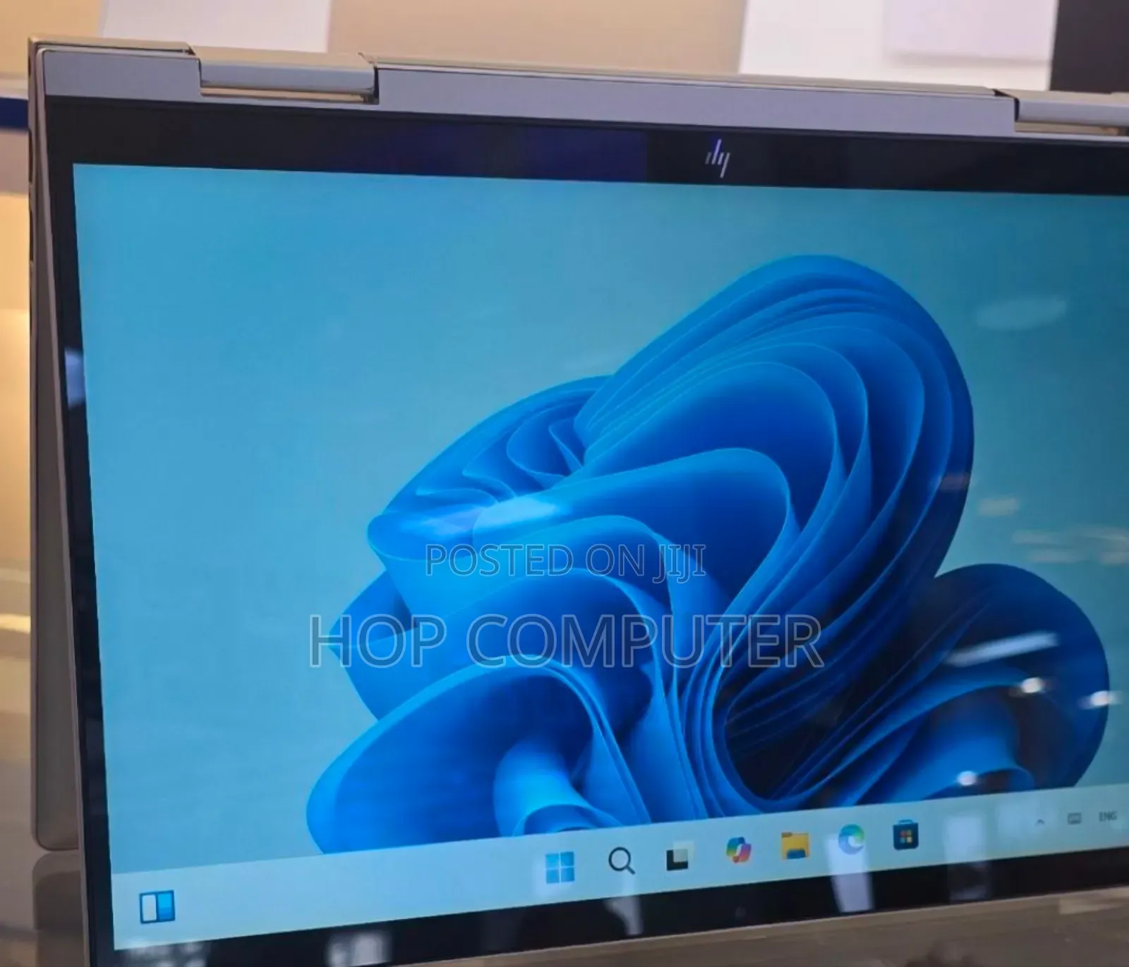 New Laptop HP Envy X360 16GB Intel Core I7 SSD 512GB