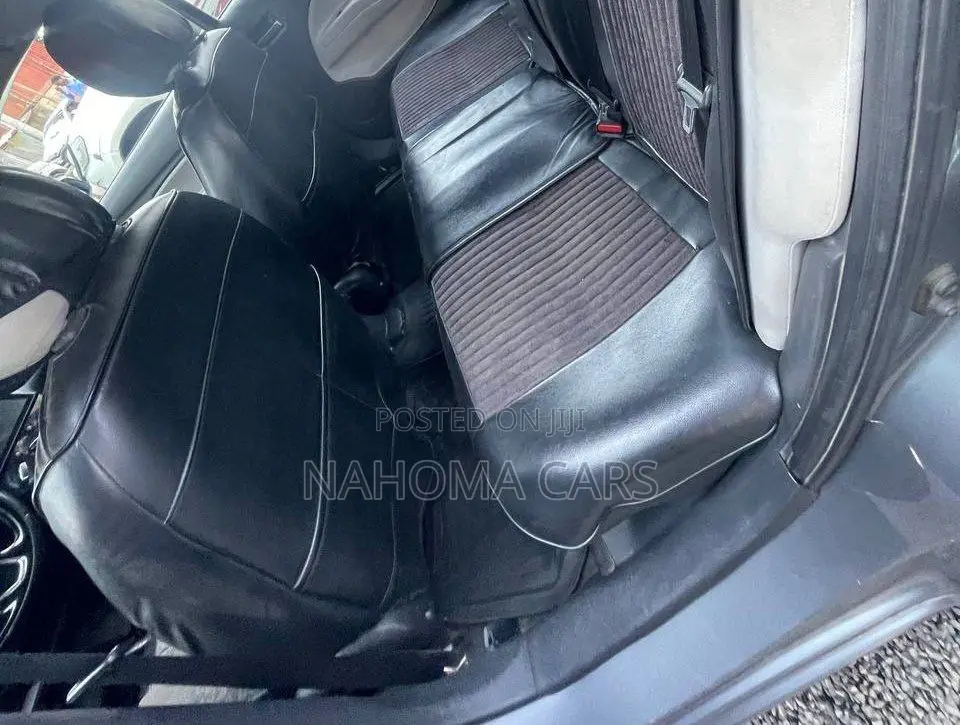 Mitsubishi Attrage 2021 Gray