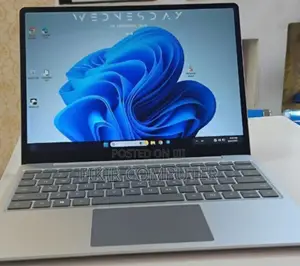 New Laptop Microsoft Surface Laptop 8GB Intel Core I5 SSD 128GB