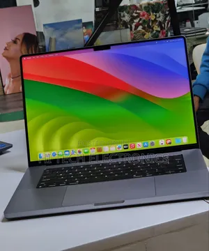 Photo - New Laptop Apple MacBook Pro M1 32GB Apple M1 Pro SSD 512GB