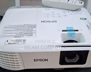 Photo - Brand New Epson Projector Has Remote and Bag Model Name: