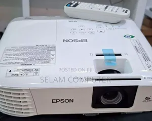Brand New Epson Projector Has Remote and Bag Model Name: