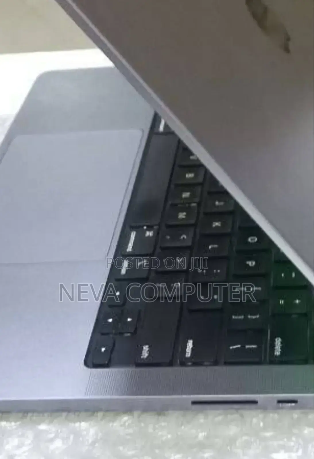 New Laptop Apple MacBook Pro M1 16GB Apple M1 SSD 512GB