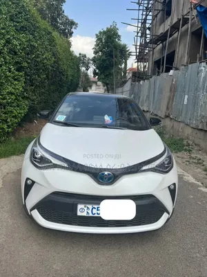 Toyota C-HR 2024 White