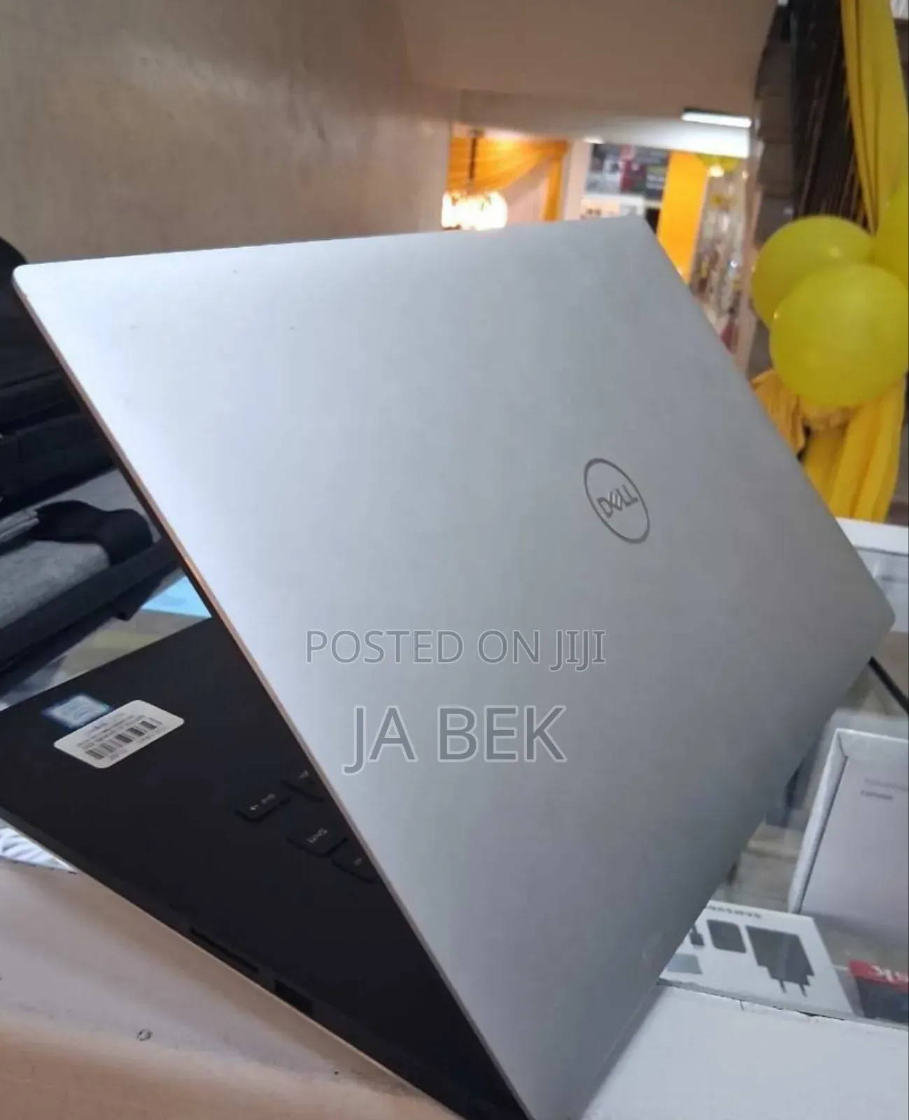 New Laptop Dell Precision 5540 16GB Intel Core I7 SSD 512GB