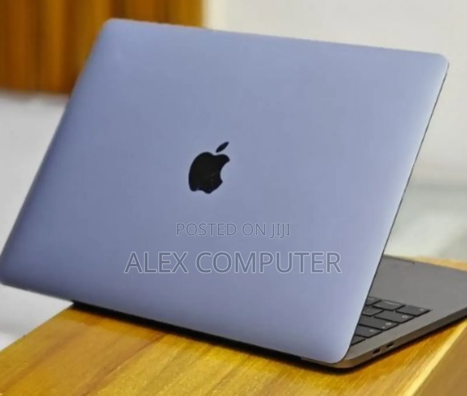New Laptop Apple MacBook Pro 2019 16GB Intel Core I5 SSD 256GB