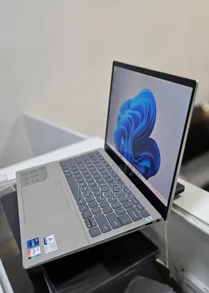 New Laptop Dell Inspiron 14 16GB Intel Core I7 SSD 512GB
