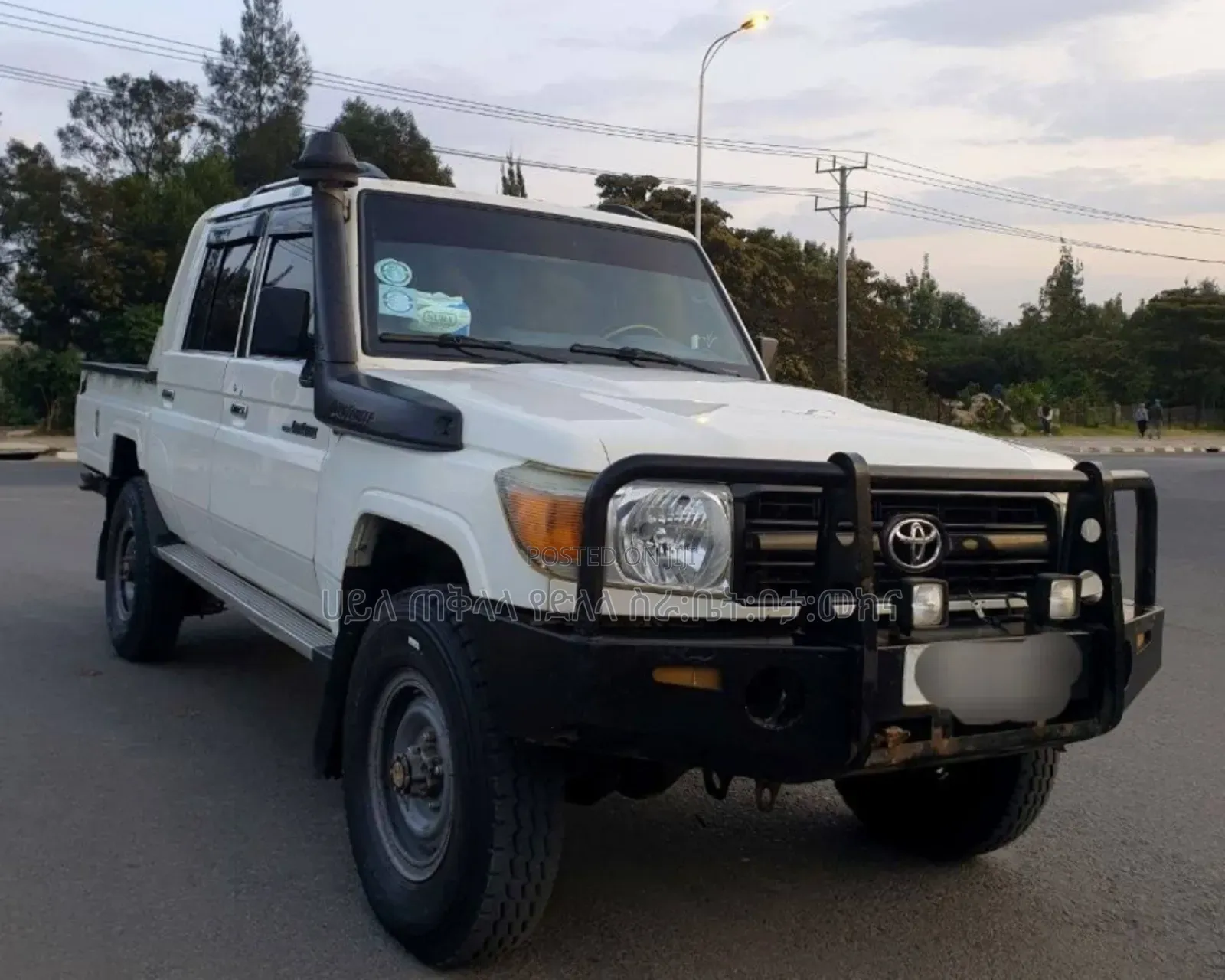 Toyota Land Cruiser 2019 White