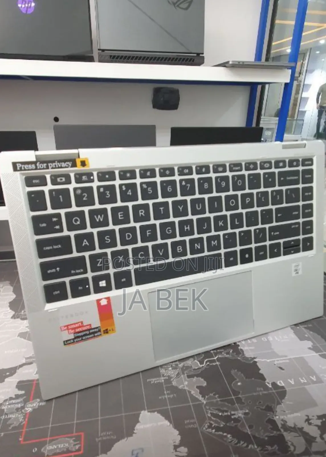 New Laptop HP EliteBook X360 1040 G7 16GB Intel Core I7 SSD 512GB