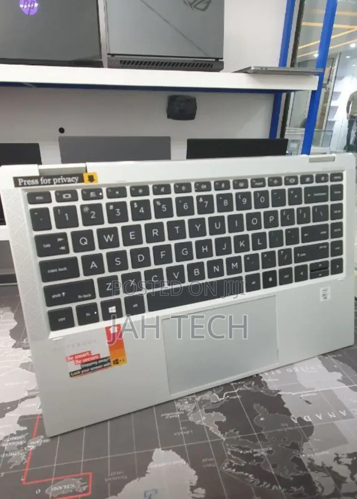 New Laptop HP EliteBook X360 1040 G7 16GB Intel Core I7 SSD 512GB