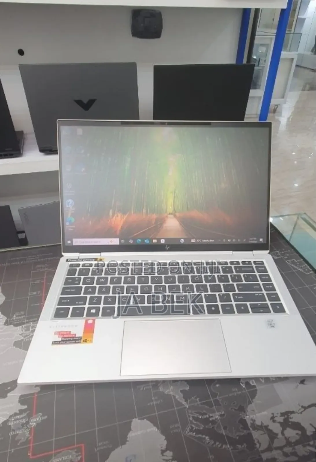 New Laptop HP EliteBook X360 1040 G7 16GB Intel Core I7 SSD 512GB