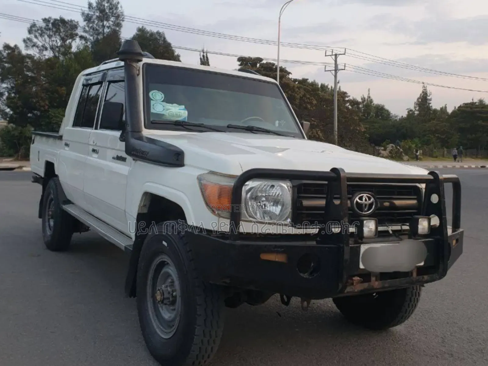 Toyota Land Cruiser 2019 White