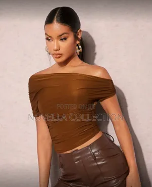 Off Shoulder Ruched Side Crop Top