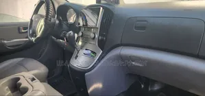 Hyundai Starex 2015 Silver