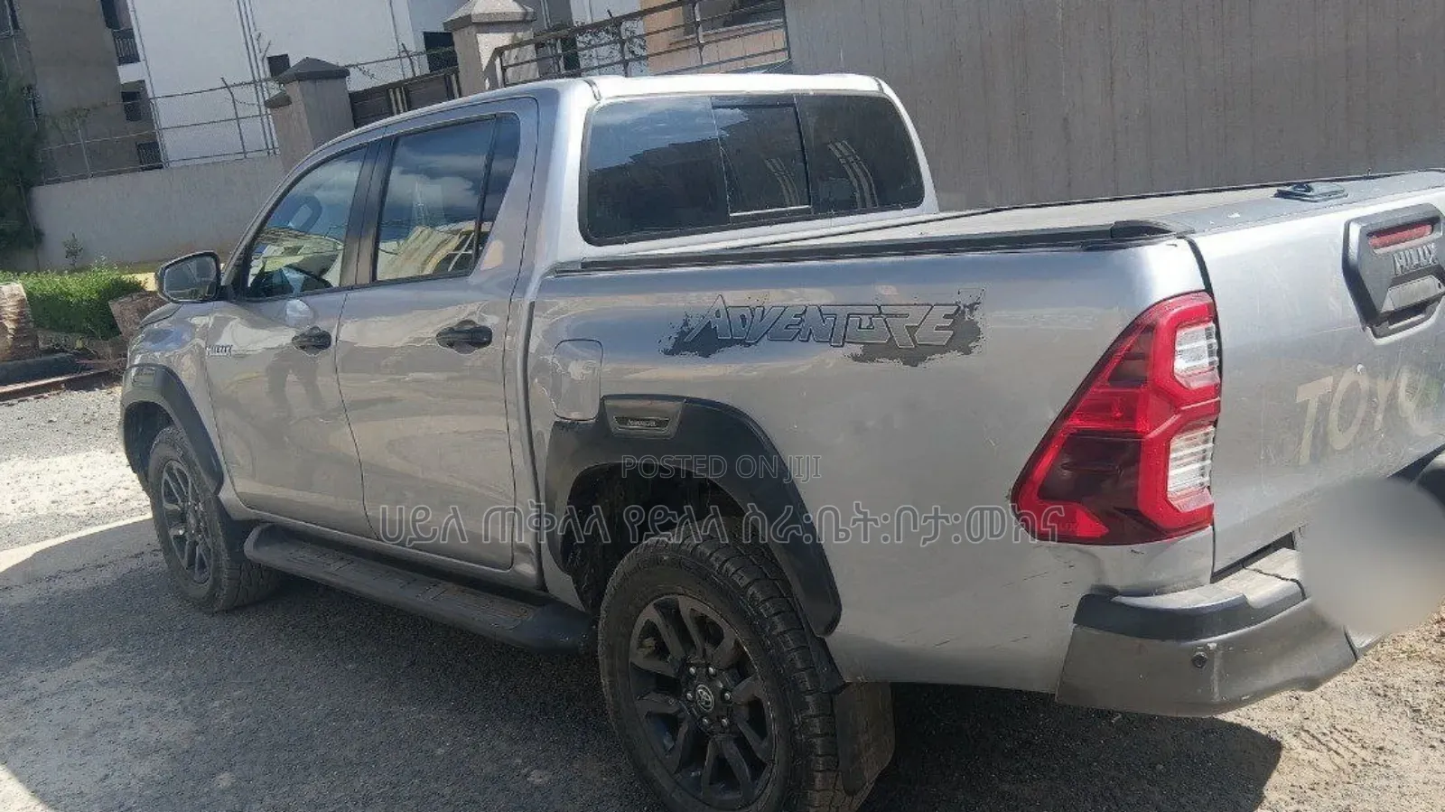 Toyota Hilux 2022 Off white