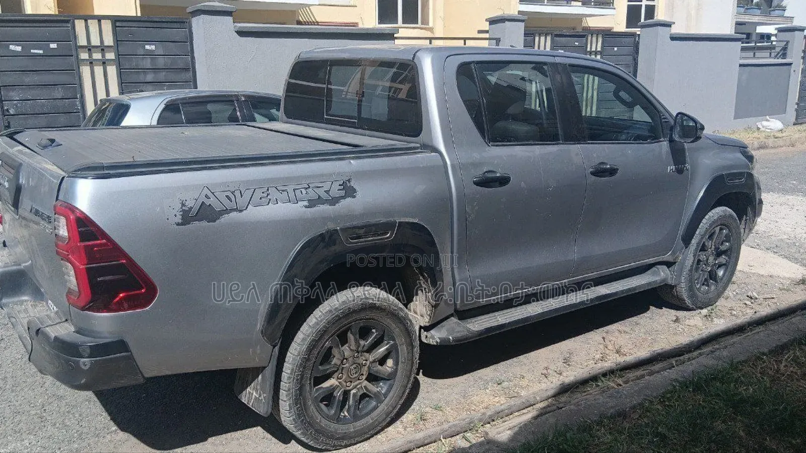 Toyota Hilux 2022 Off white