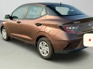 Hyundai I10 2022 Burgundy