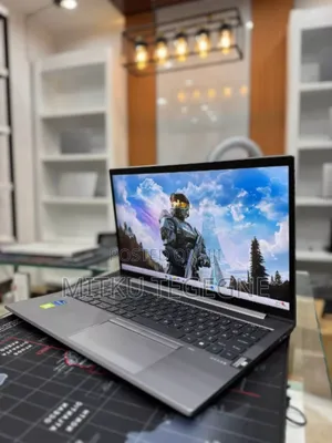 New Laptop HP Zbook Studio G7 16GB Intel Core I7 SSD 512GB