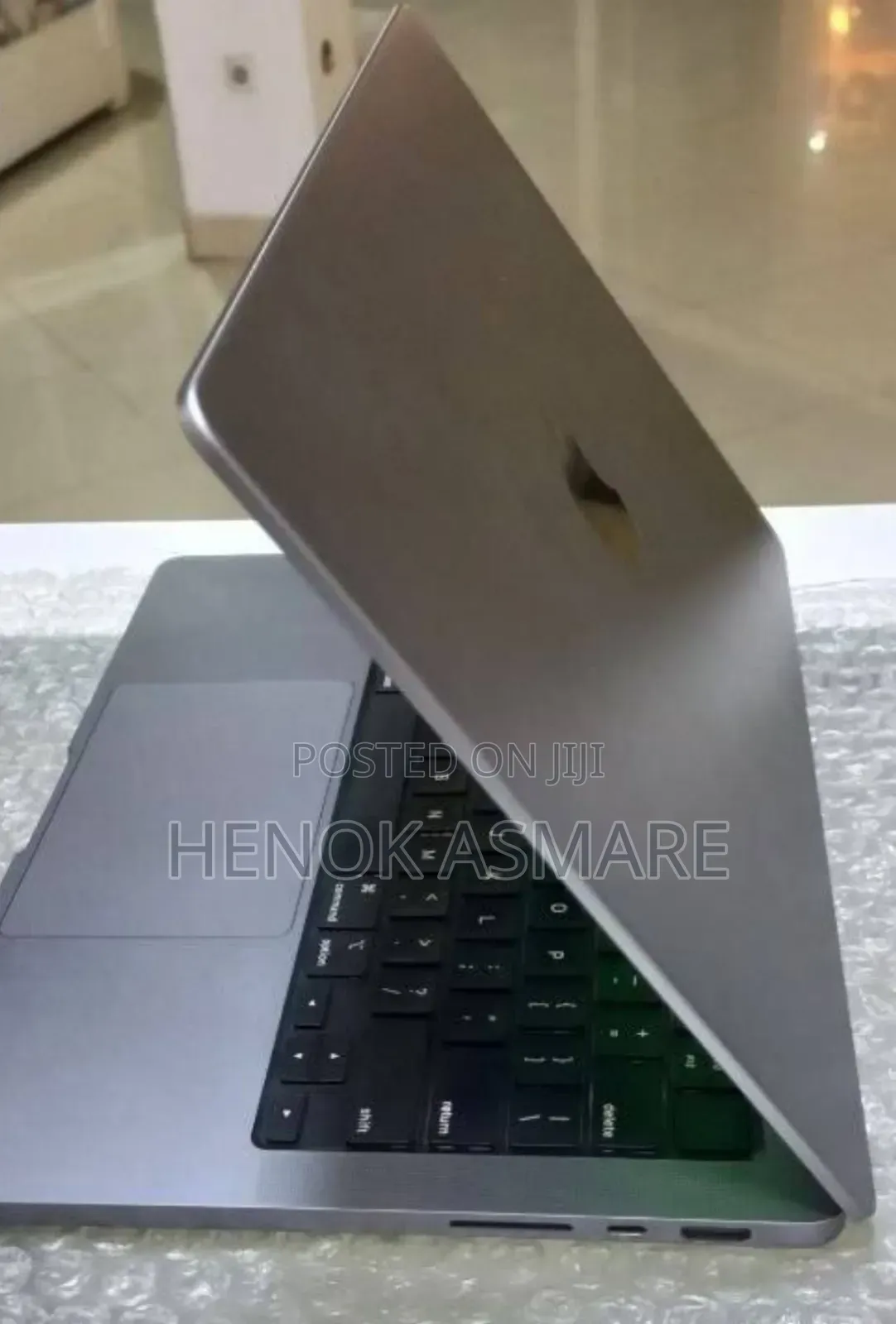 New Laptop Apple MacBook Pro M1 16GB Apple M1 SSD 512GB