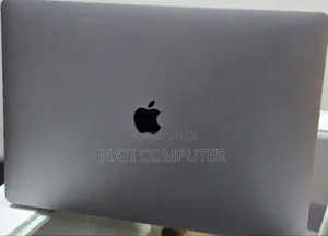 Photo - New Laptop Apple MacBook Pro 2019 16GB Intel Core I9 SSD 1T