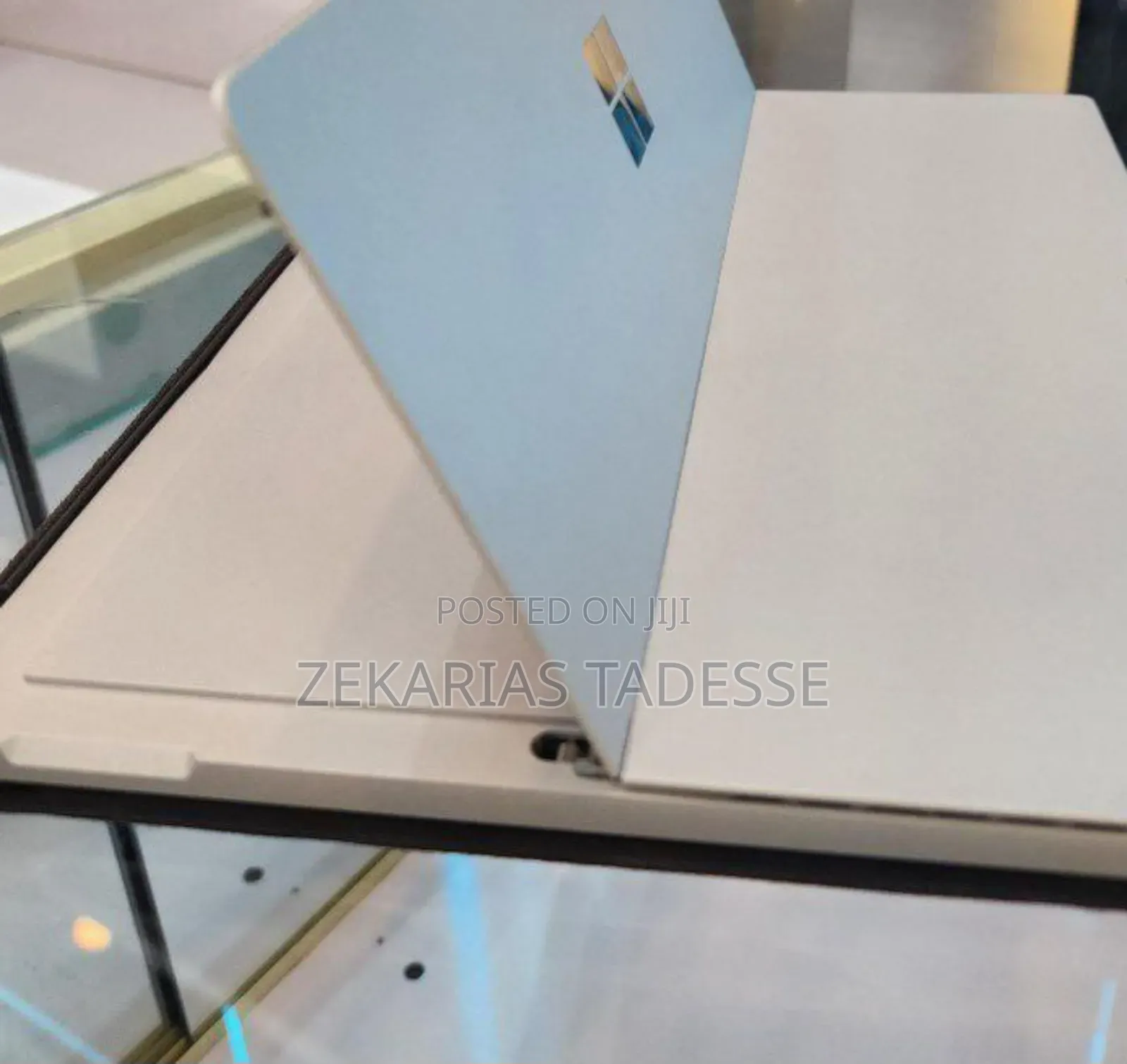 New Laptop Microsoft Surface Pro 7+ 16GB Intel Core I5 SSD 256GB
