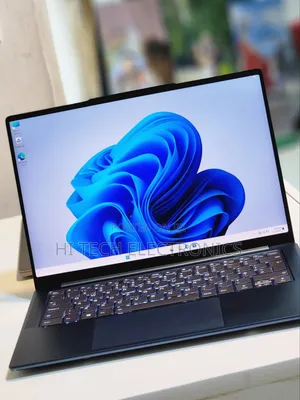 New Laptop Lenovo ThinkPad Yoga 16GB Intel Core I7 SSD 1T