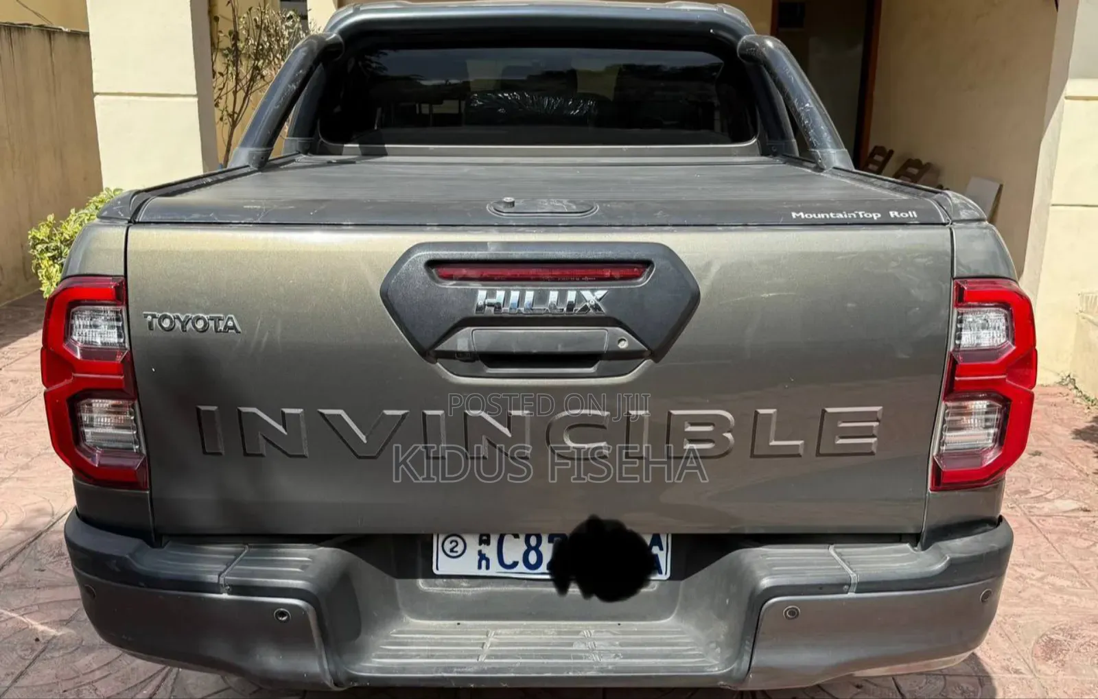 Toyota Hilux Revo Double Cab Deisel 2.8 AWD 2022 Gray