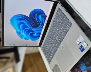 New Laptop Dell 16GB Intel Core I7 SSD 512GB