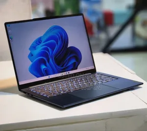 Photo - New Laptop Lenovo ThinkPad Yoga 16GB Intel Core I7 SSD 1T