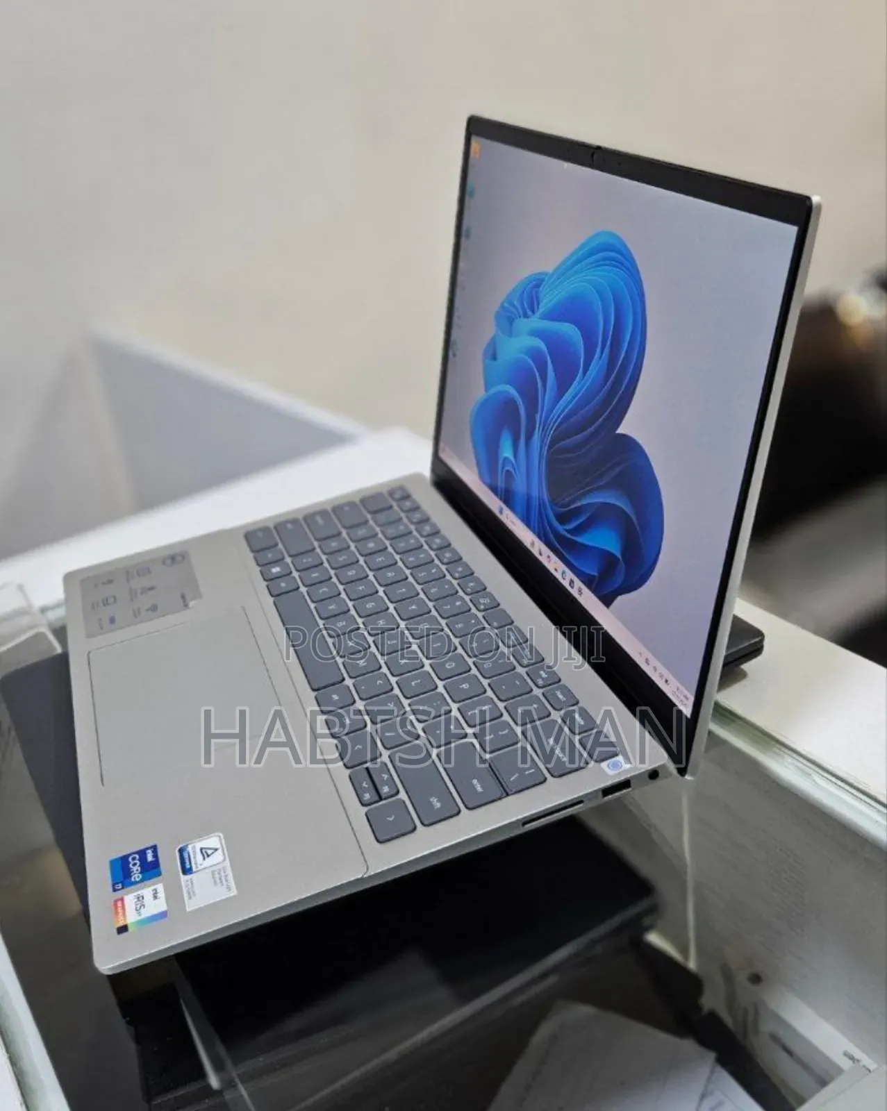 New Laptop Dell Inspiron 15 16GB Intel Core I7 SSD 512GB