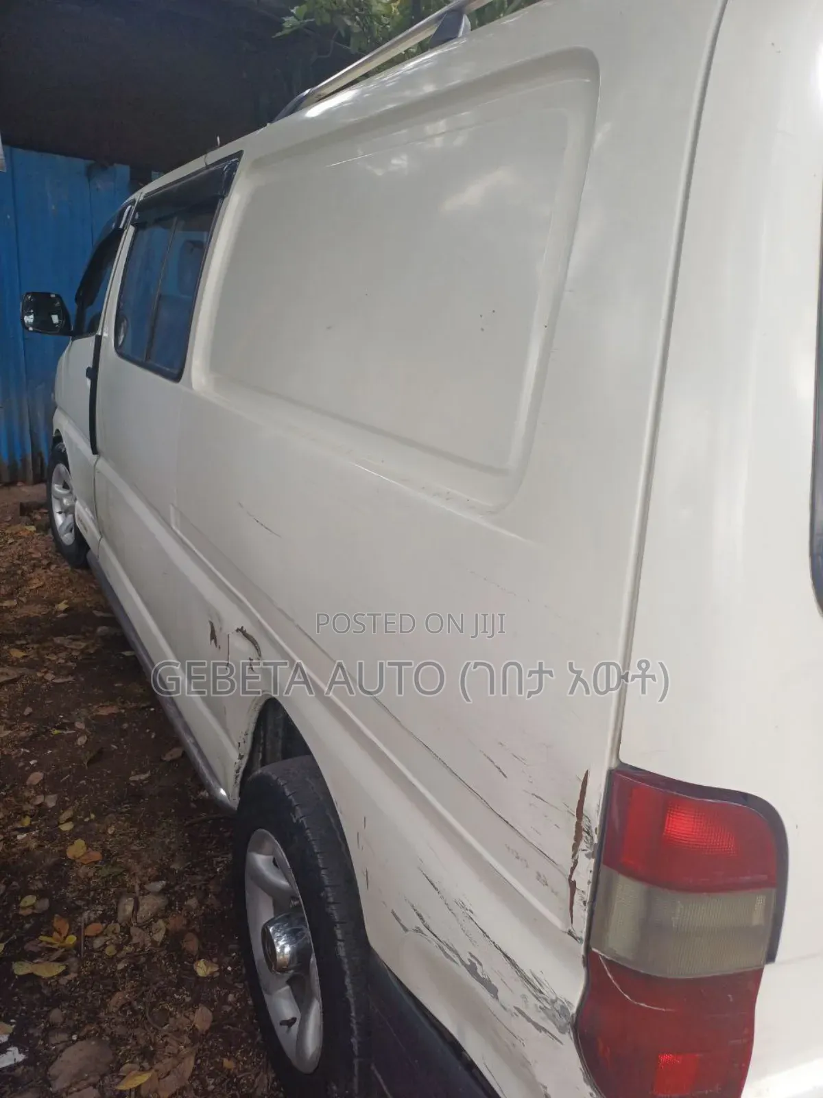 Toyota HiAce 2008