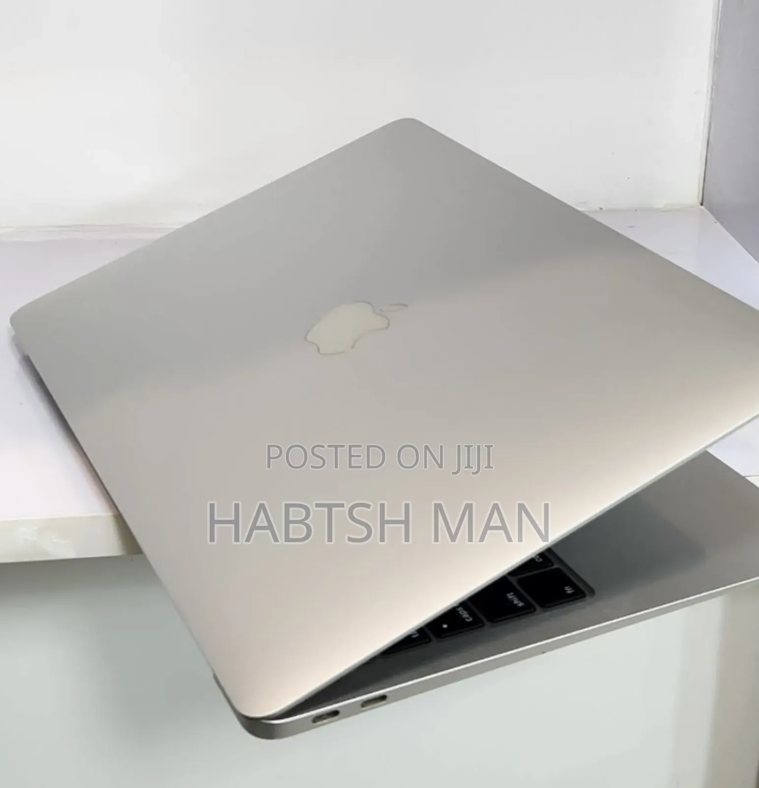 New Laptop Apple MacBook Air 2020 M1 8GB Intel Core I3 SSD 256GB