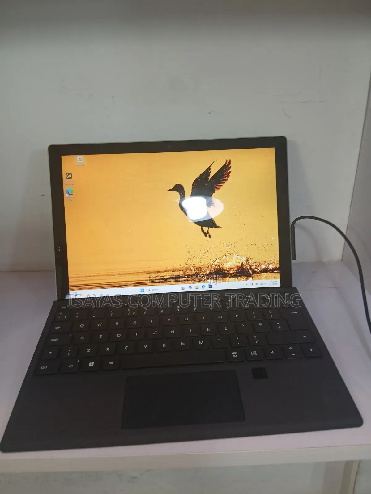New Laptop Microsoft Surface Pro 7 16GB Intel Core I5 SSD 256GB