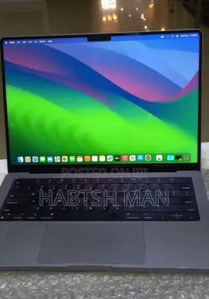 New Laptop Apple MacBook Pro M1 16GB Apple M1 Pro SSD 512GB
