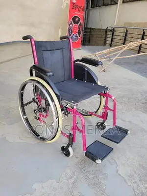 Photo - Folding Wheelchair希飆wheelchairs; Its Super Comfy Seat Adds