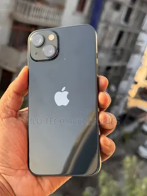 Photo - Apple iPhone 13 128 GB Black